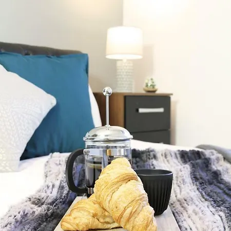 Elite Luxury Leeds City Leeds (West Yorkshire)