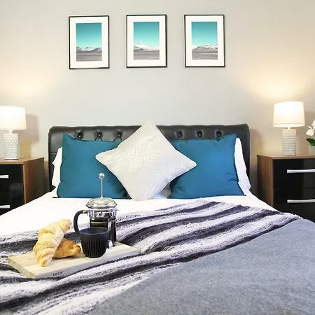 Elite Luxury Leeds City *