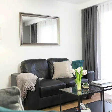 Elite Luxury Leeds City Apartment *